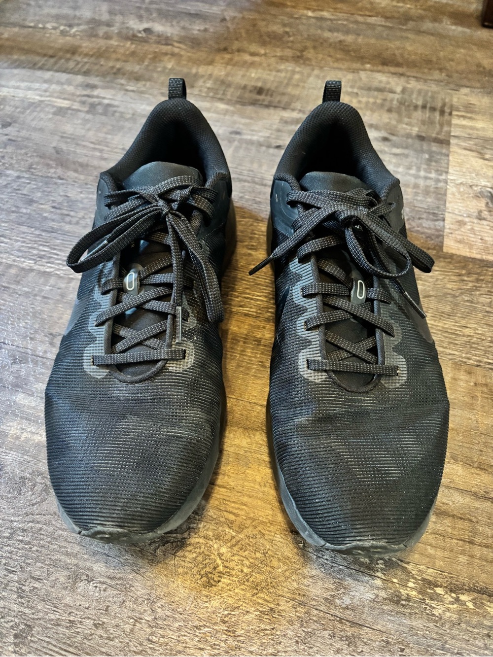 Nike Women’s Downshifter 2 Black Low-Top Sneakers 11.5 Like New